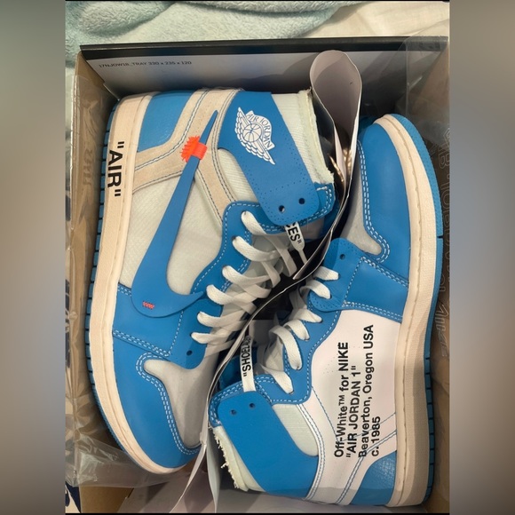 Off White UNC 1’s size 10.5. PREOWNED. IN EXCELLENT CONDITION! - Picture 2 of 12